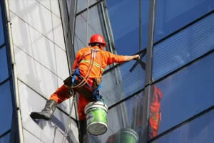 秦皇岛蜘蛛人幕墙清洗